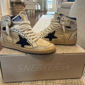 Women's size 38 Golden Goose sneakers